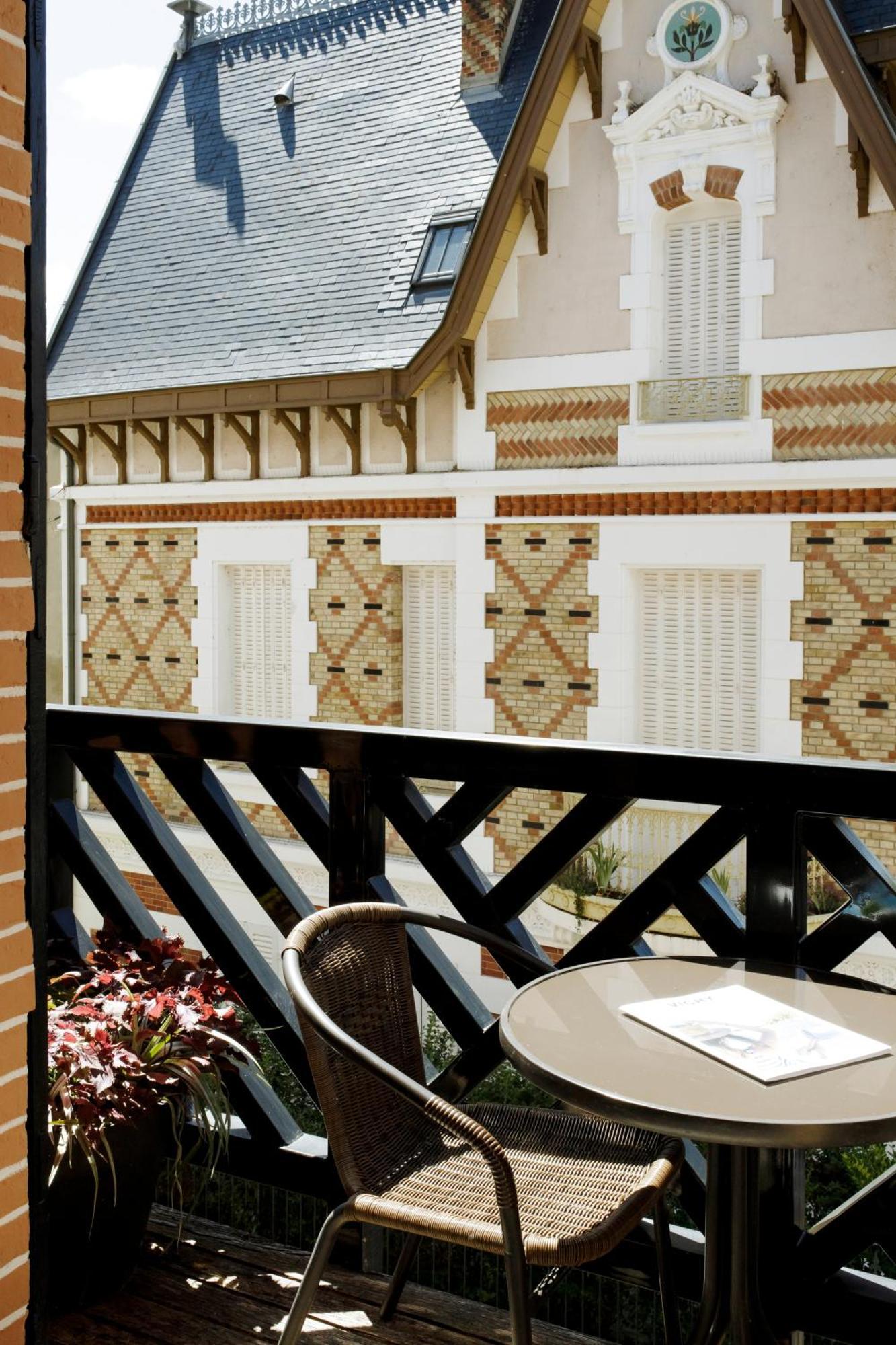 Maison Decoret - Relais & Chateaux Vichy Exterior foto